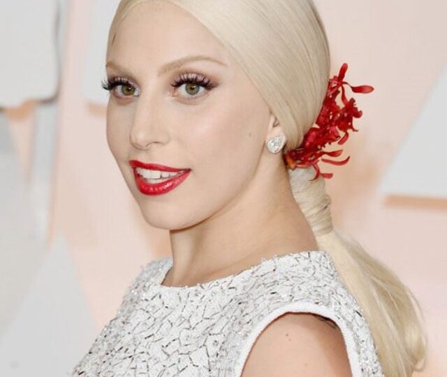 Lady Gaga’s millinery design for the Oscars