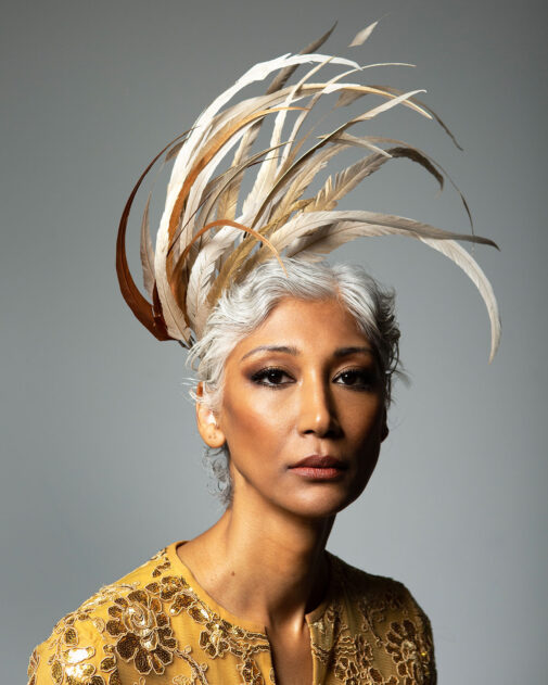 David-Dunkley-Fine-Millinery-King's-Plate-2023-Gold-Feather-Fascinator-Tiara-Top-Hat-Millinery-hat-shop-Toronto---224A8915-copy-sm