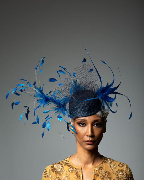 David-Dunkley-Fine-Millinery-King's-Plate-2023-Lady-Tara-Pillbox-Fascinator-Hat-Top-Millinery-hat-shop-Toronto-224A8945-copy-sm