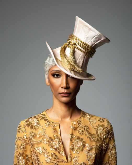 David-Dunkley-Fine-Millinery-King's-Plate-2023-Silk-Fascinator-Hat-Top-Millinery-hat-shop-Toro224A8980-copy-sm